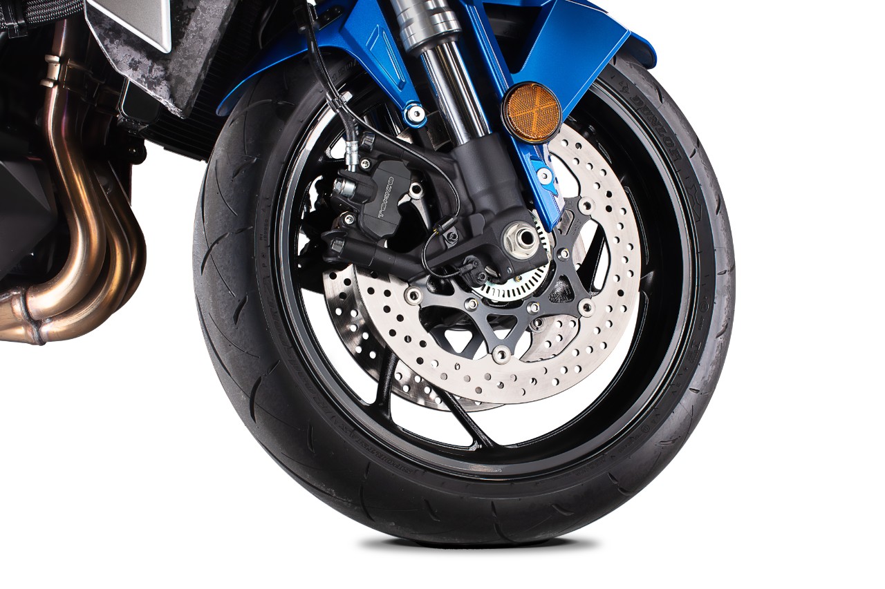 Suzuki GSX-S 950: la porta di accesso